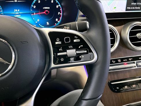 Used 2022 Mercedes-Benz GLC 300 4MATIC image 25