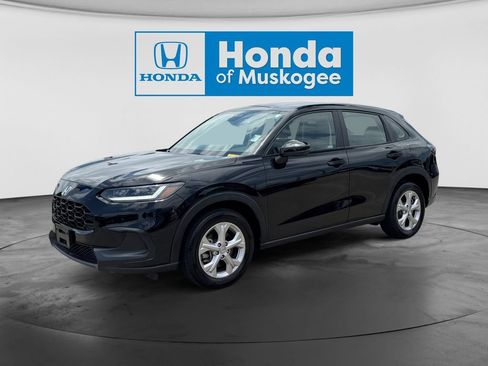 Used 2024 Honda HR-V LX image 1