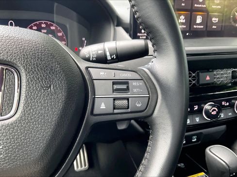 Used 2025 Honda Accord Sport image 26