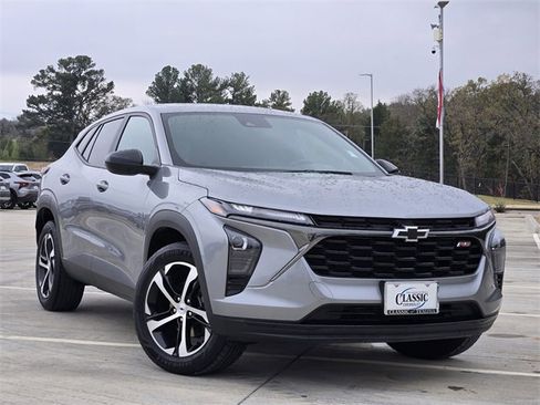 Certified 2024 Chevrolet Trax RS w/ Sunroof Package image 1