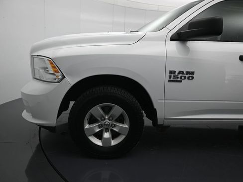 Used 2019 RAM 1500 Express AWD/4WD image 9