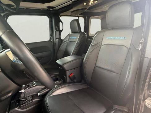 Used 2022 Jeep Wrangler Unlimited Rubicon 4xe w/ Steel Bumper Group image 59