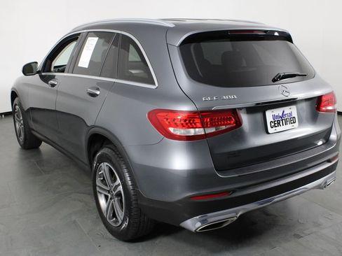 Used 2019 Mercedes-Benz GLC 300 image 3