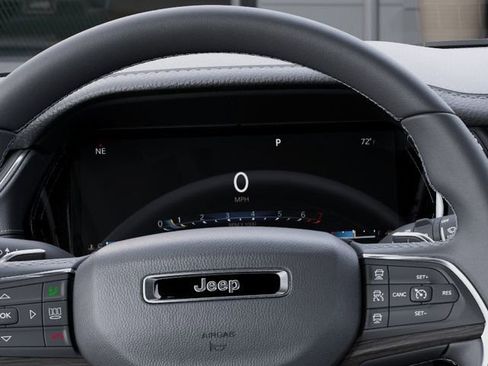 New 2026 Jeep Grand Cherokee L Limited image 17