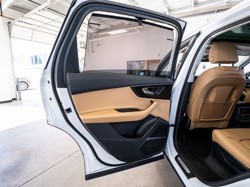 Used 2021 Audi Q7 2.0T Premium Plus w/ Executive Package image 56