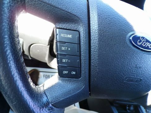 Used 2009 Ford Fusion SE image 16