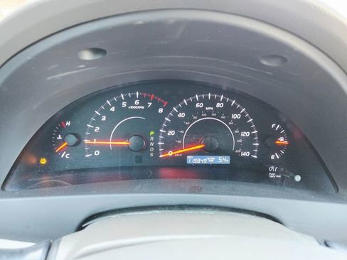 Used 2010 Toyota Camry LE image 20