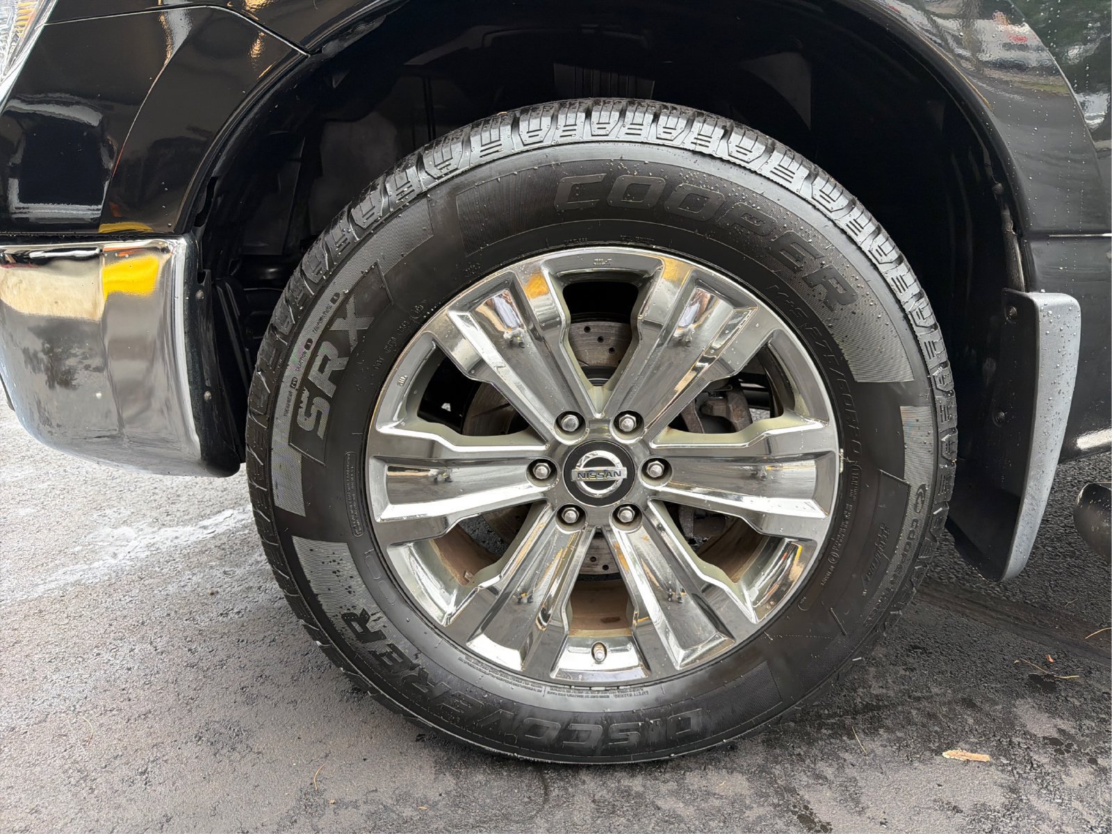 Used 2019 Nissan Titan SV w/ SV Convenience Package AWD/4WD image 24
