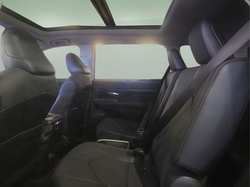 Used 2026 Toyota Grand Highlander AWD image 13