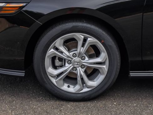 New 2026 Honda Accord LX image 8