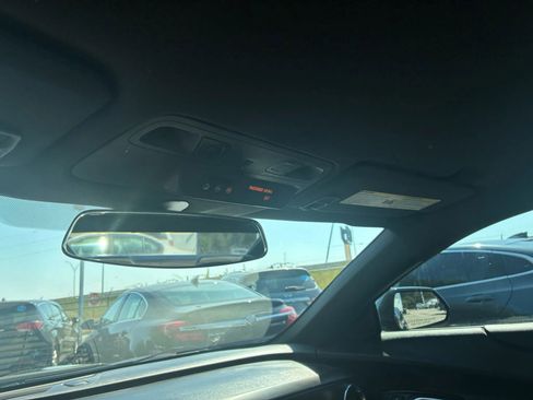 Used 2020 Chevrolet Camaro LT image 17