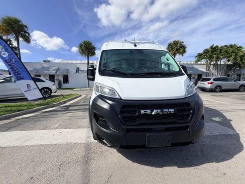 Used 2023 RAM ProMaster 3500 FWD image 2