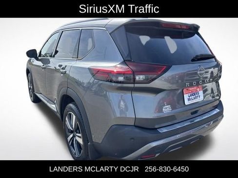 Used 2022 Nissan Rogue SL w/ SL Premium Package AWD/4WD image 4