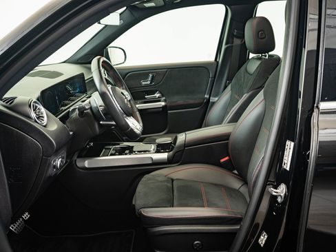 Certified 2022 Mercedes-Benz GLB 35 AMG 4MATIC image 20