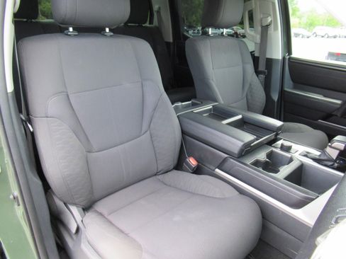 Used 2022 Toyota Tundra SR5 w/ Convenience Package RWD image 9