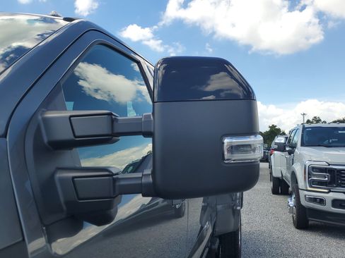 New 2026 Ford F450 Platinum w/ FX4 Off-Road Package image 5