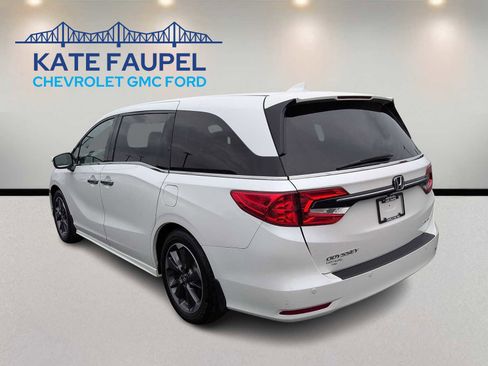 Used 2023 Honda Odyssey Elite image 5