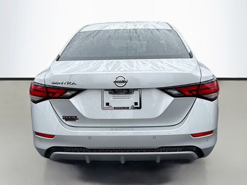 Used 2023 Nissan Sentra S image 6