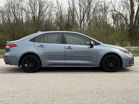 Used 2022 Toyota Corolla SE image 30