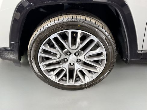 Used 2022 Jeep Compass Limited w/ Elite Group AWD/4WD image 38