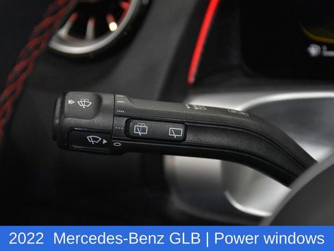 Used 2022 Mercedes-Benz GLB 35 AMG 4MATIC image 10