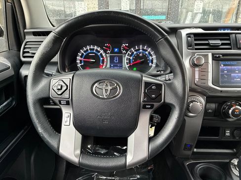 Used 2016 Toyota 4Runner SR5 image 15