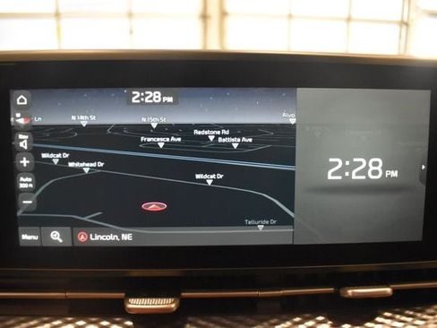 Used 2022 Kia Carnival SX Prestige FWD image 28