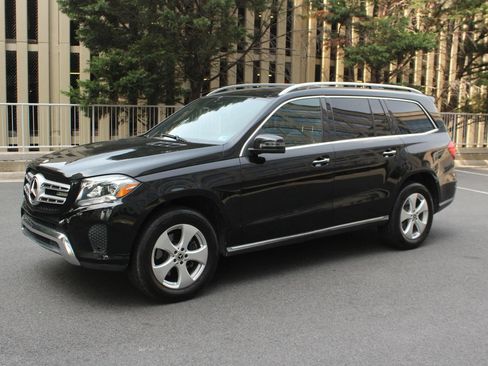 Used 2018 Mercedes-Benz GLS 450 4MATIC w/ Premium Package image 12