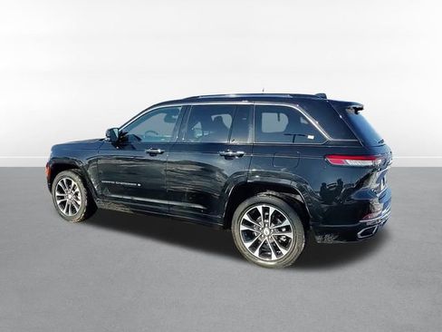 Used 2022 Jeep Grand Cherokee Overland w/ Adv Protech Group III image 8