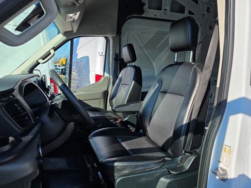 Used 2023 Ford Transit 250 148 High Roof Extended AWD image 10