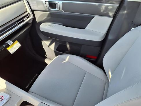 New 2026 Hyundai Santa Fe SE image 15