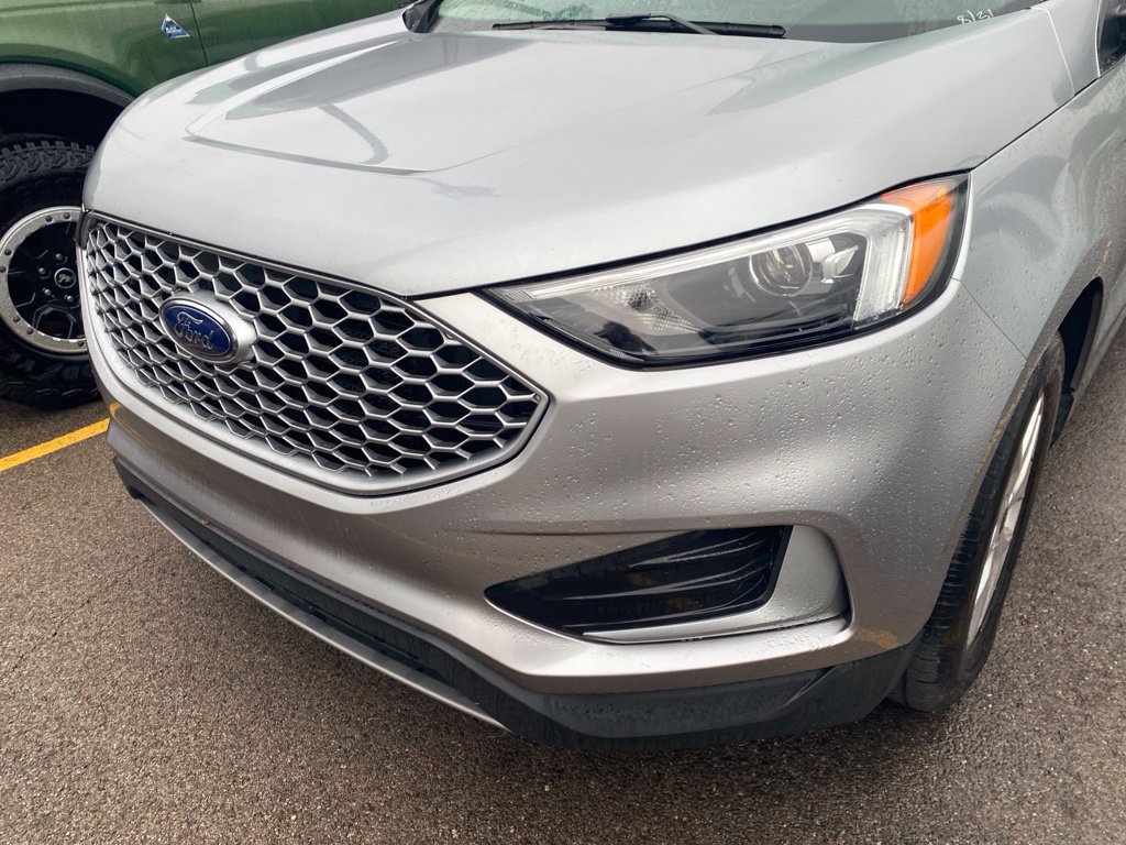Used 2024 Ford Edge SEL AWD/4WD image 19