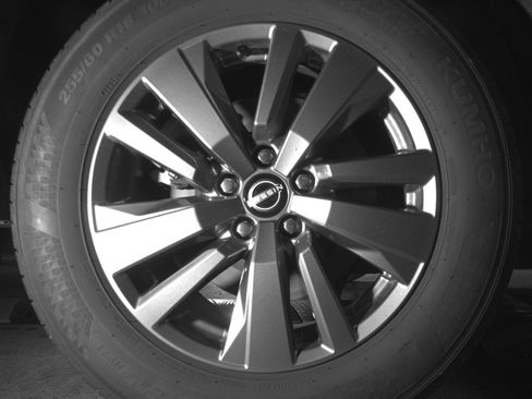 Used 2025 Nissan Pathfinder SV image 15