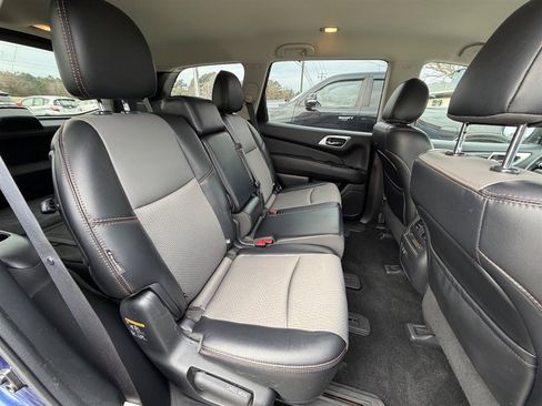 Used 2019 Nissan Pathfinder SV w/ Rock Creek Edition image 21