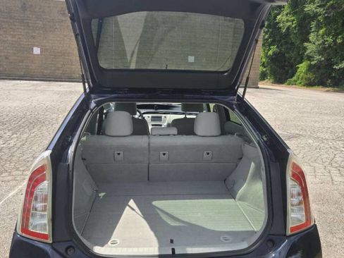 Used 2014 Toyota Prius Three w/ Solar Roof Package FWD image 7