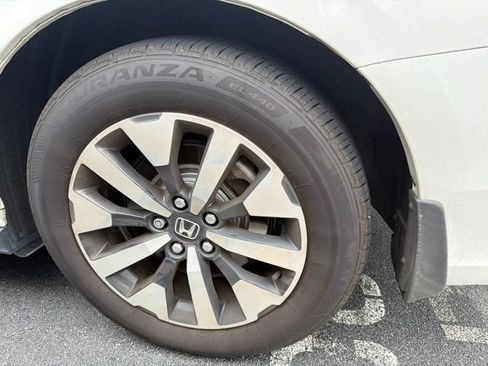 Used 2026 Honda Odyssey EX-L image 7