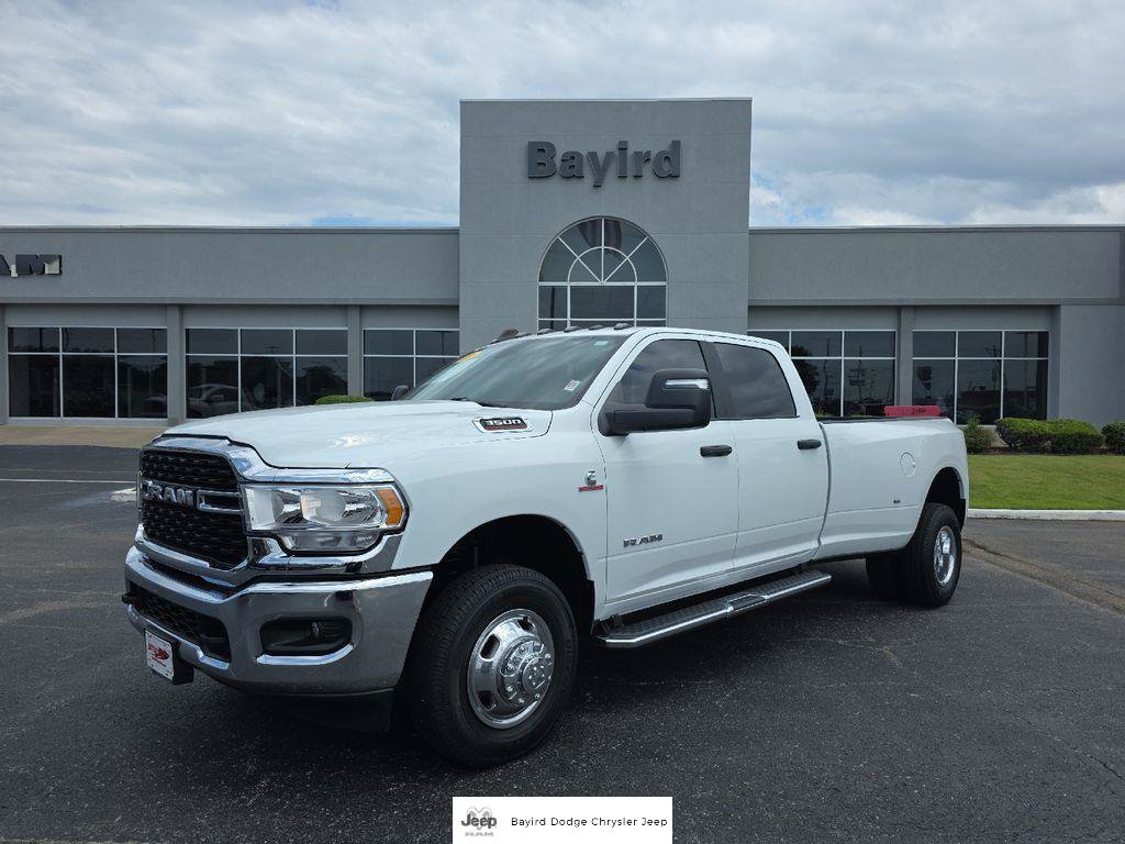 Used 2024 RAM 3500 Big Horn AWD/4WD image 1