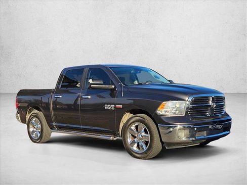 Used 2017 RAM 1500 Big Horn image 3