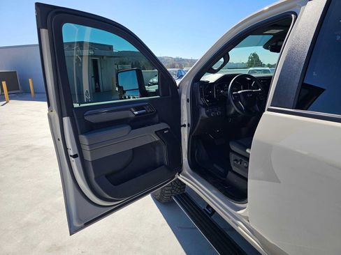 Used 2026 Chevrolet Silverado 2500 ZR2 AWD/4WD image 20