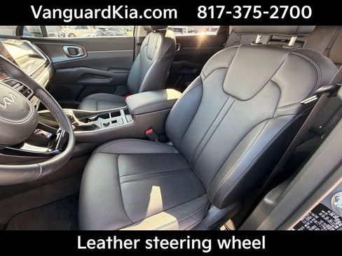 Certified 2025 Kia Sorento S image 13