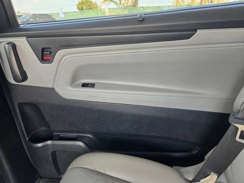 Used 2018 Honda Odyssey EX-L image 13