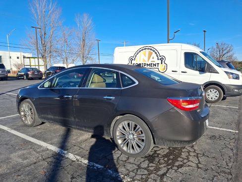 Used 2013 Buick Verano Leather image 2