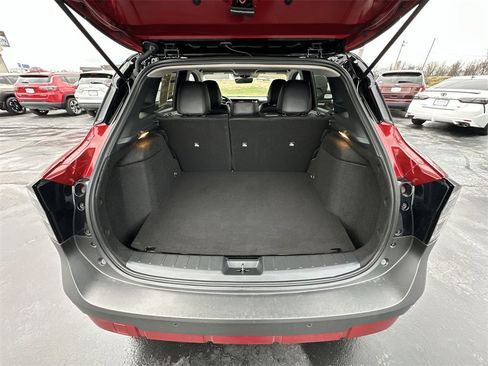 Used 2025 Nissan Kicks SR w/ SR Premium Package image 23