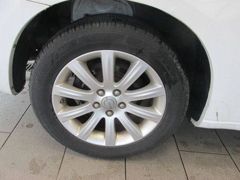 Used 2012 Chrysler 200 Touring image 10