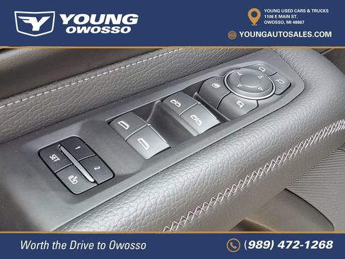 Used 2023 GMC Yukon Denali AWD/4WD image 25