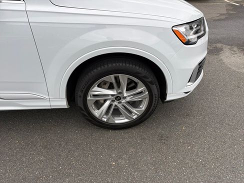 Used 2023 Audi Q7 2.0T Premium w/ Towing Package AWD/4WD image 25