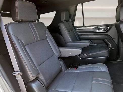 Used 2024 Chevrolet Tahoe RST w/ Luxury Package AWD/4WD image 10