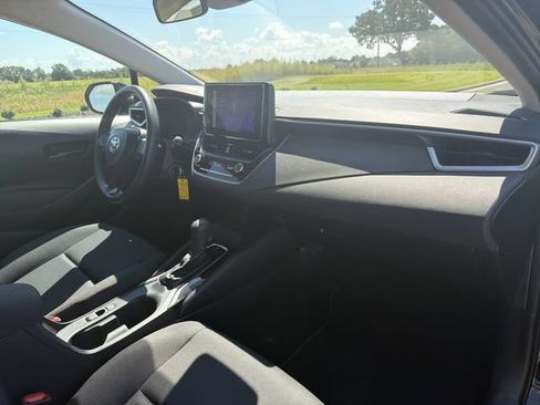 Used 2024 Toyota Corolla LE FWD image 14