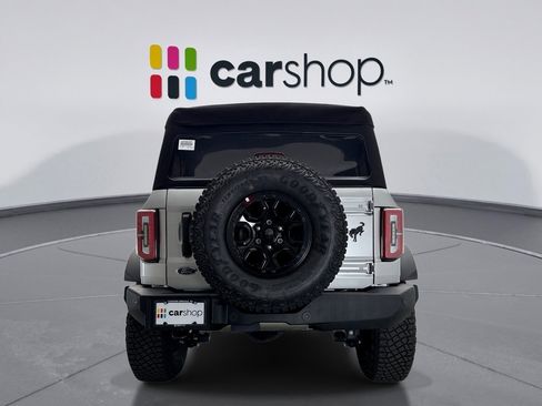 Used 2024 Ford Bronco Wildtrak image 4