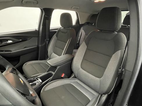 Used 2022 Chevrolet TrailBlazer LT AWD/4WD image 16